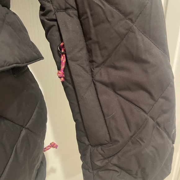 The North Face Women’s Down Puffer Jacket Faux Fur Hood Ski Coat Size M - Picture 8 of 13